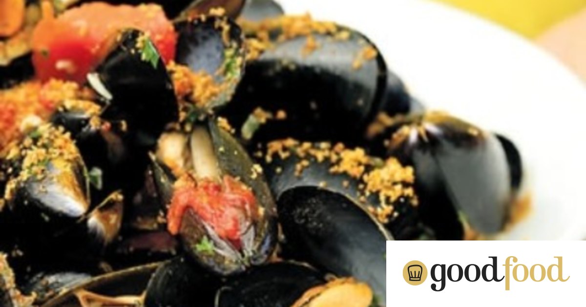 Mussels with saffron, fennel seed and toasted breadcrumbs