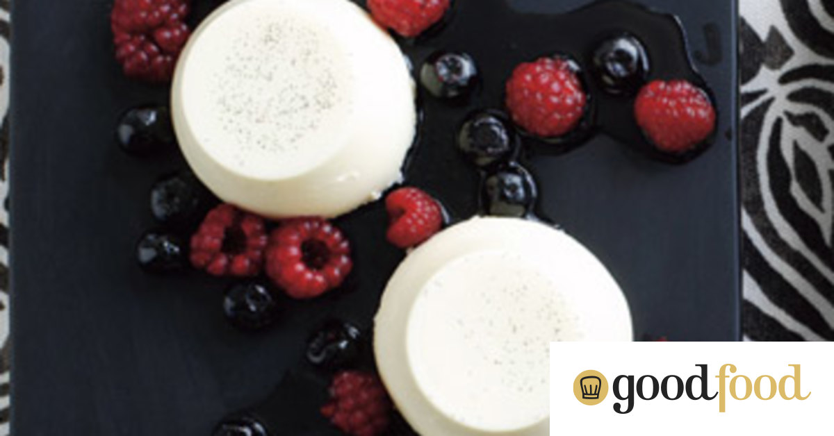 Vanilla bean liqueur panna cotta with liqueur berries
