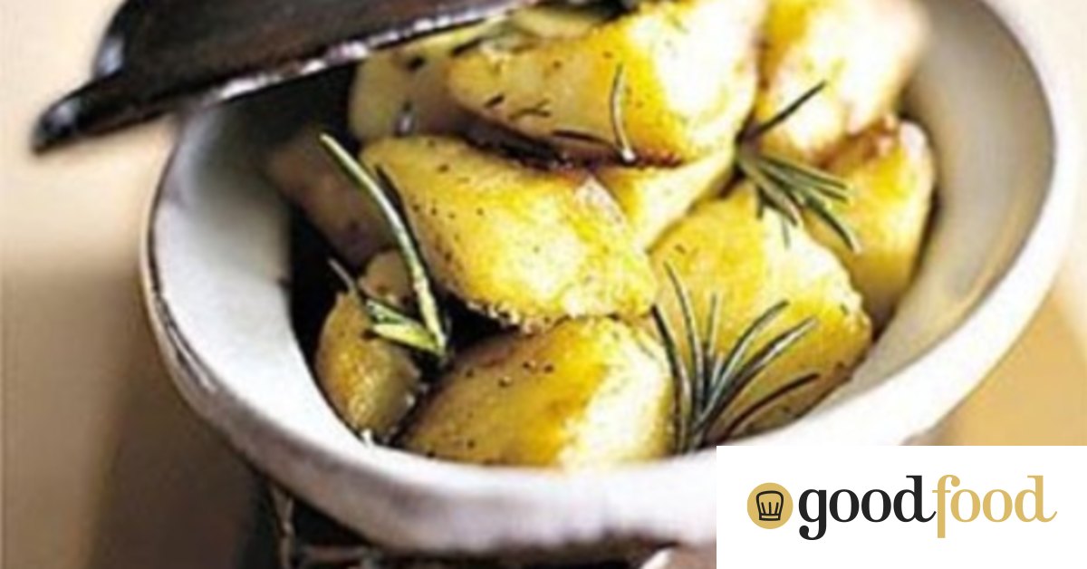 Perfect roast potatoes with rosemary