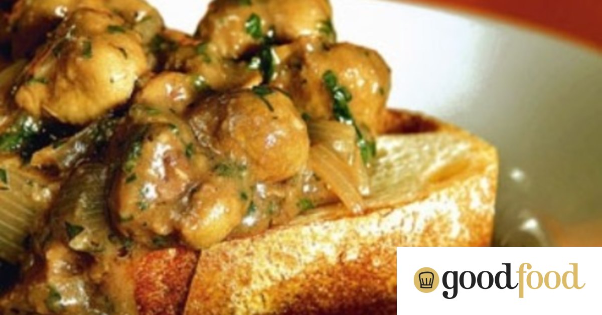 Veal kidneys in red wine, parsley and garlic