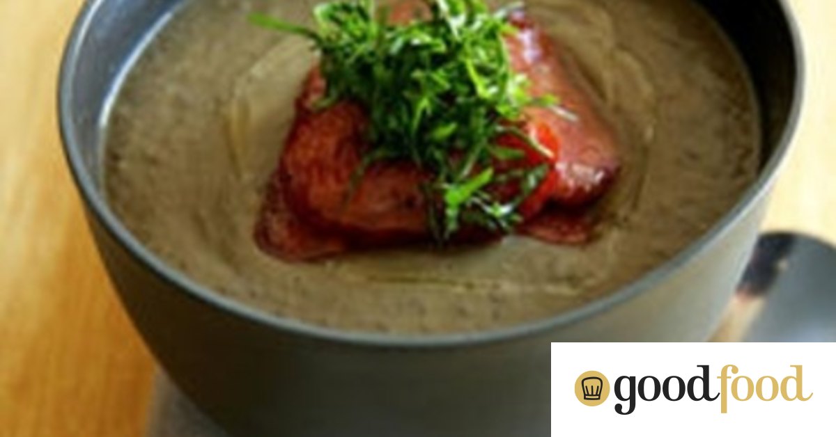 Curried soup with lentils and lamb shank