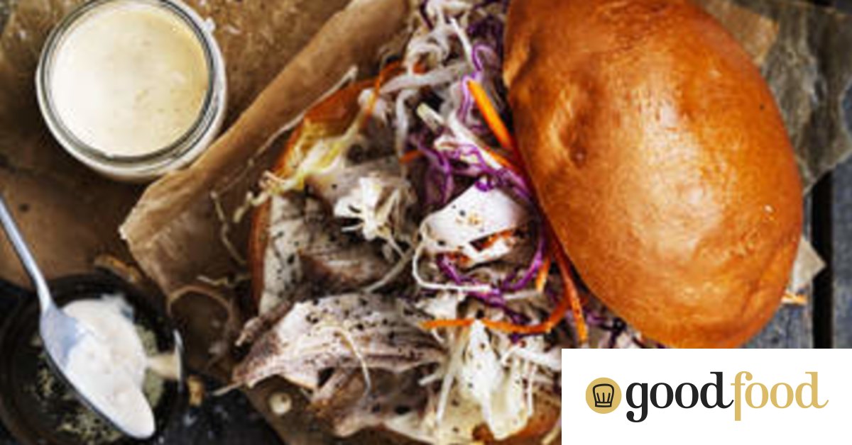 Pulled pork and coleslaw burgers with chipotle mayo