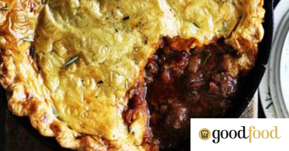 Lamb, red wine and rosemary pot pie