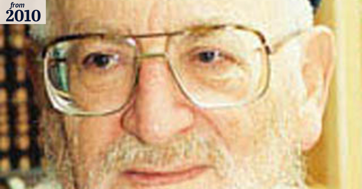 Former chief rabbi opposed withdrawal from occupied land