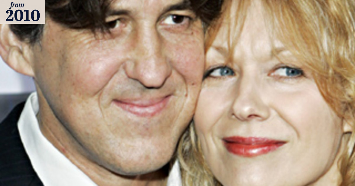 Crowe splits with wife