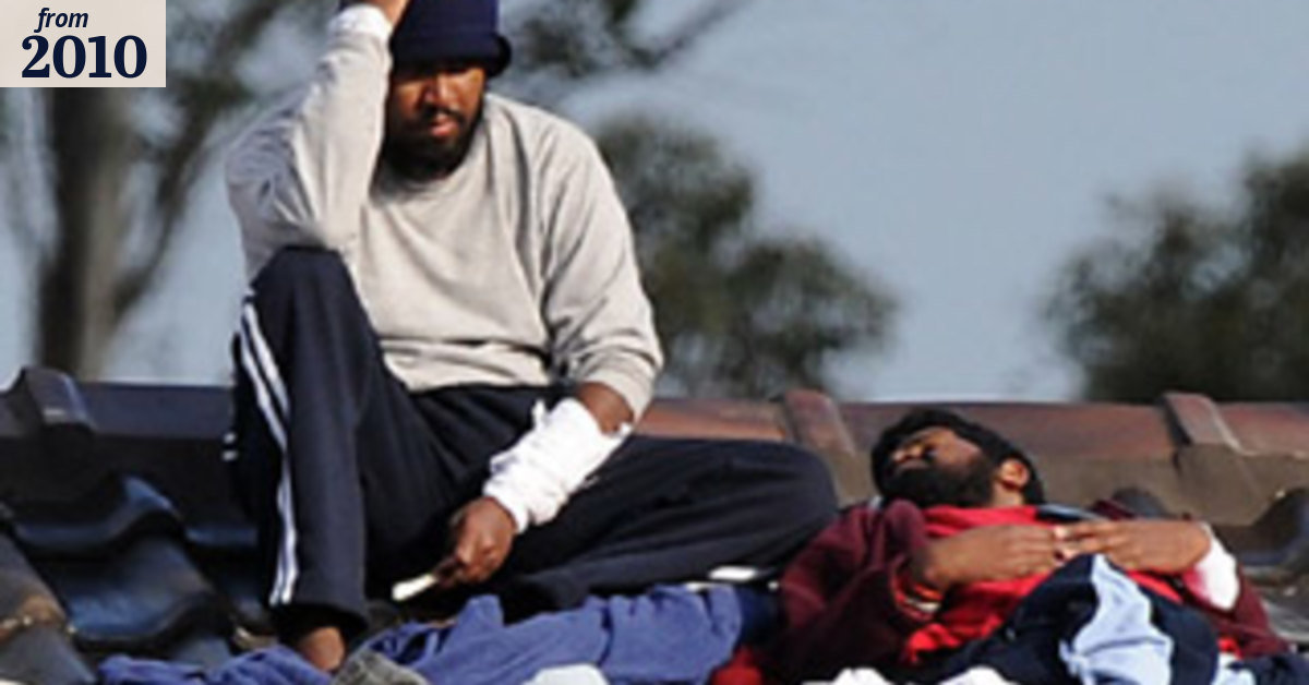 New rooftop protest at Villawood as hunger strikers treated