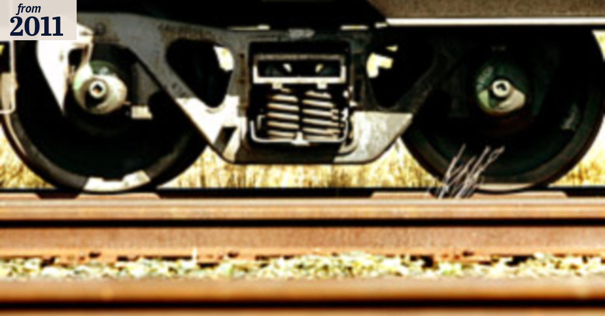 Man loses part of hand in rail accident