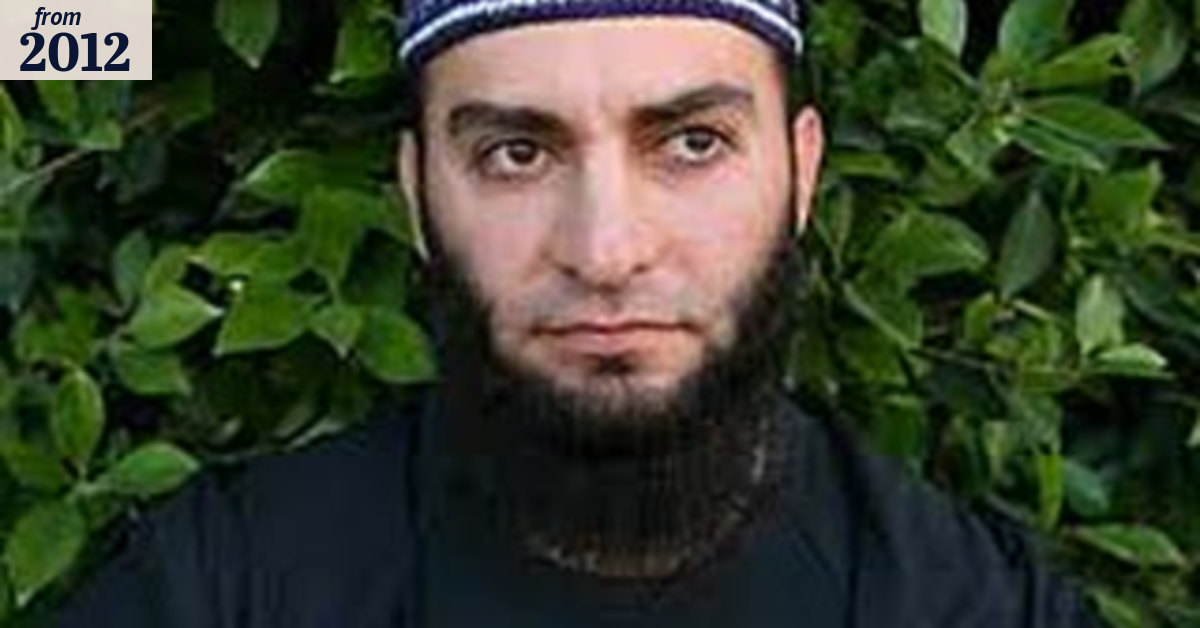 Controversial sheikh condemns violence