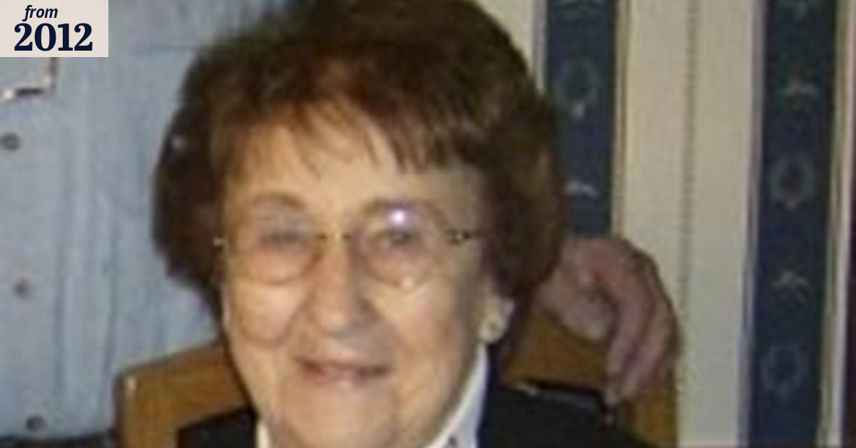 Woman, 80, lands plane as husband dies at controls