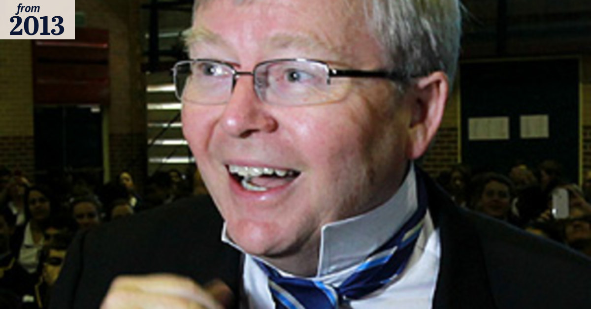 Rudd refuses to get tied up as he changes his colours
