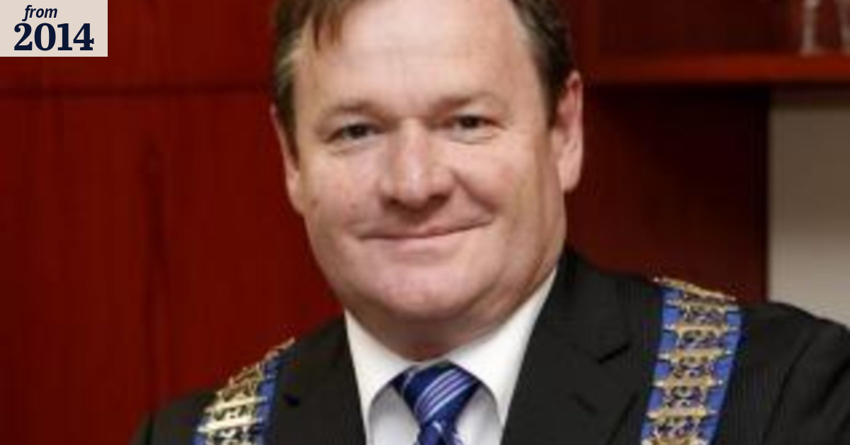 Sutherland mayor Kent Johns back in top job after ICAC referral