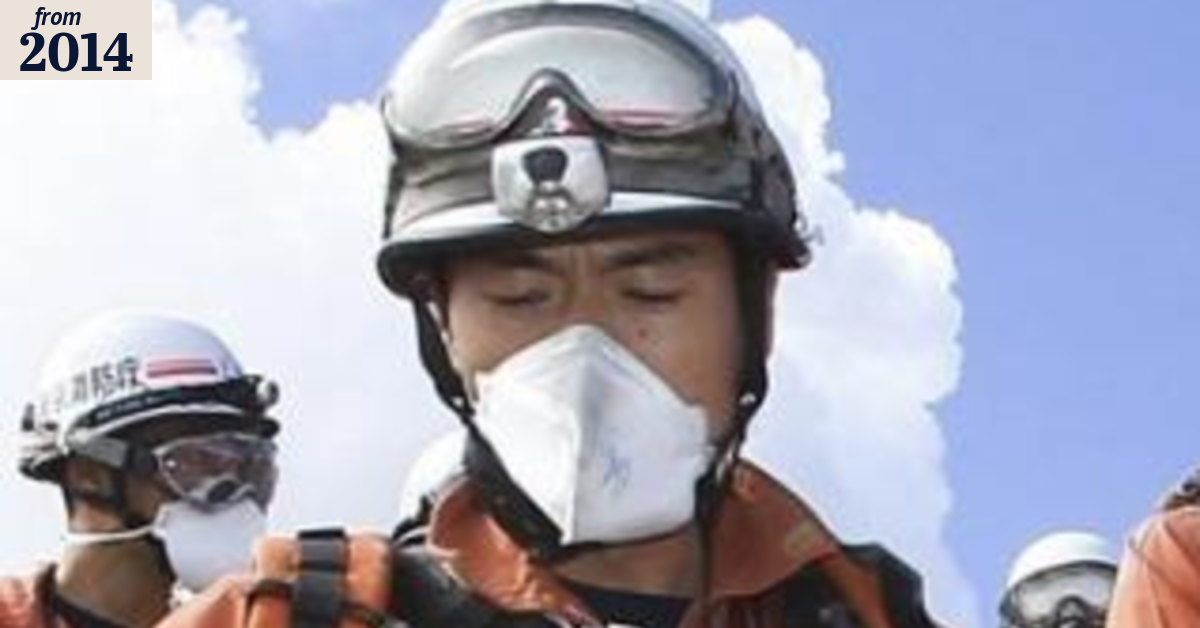 Mount Ontake eruption: Japanese rescuers find more dead on volcano ...