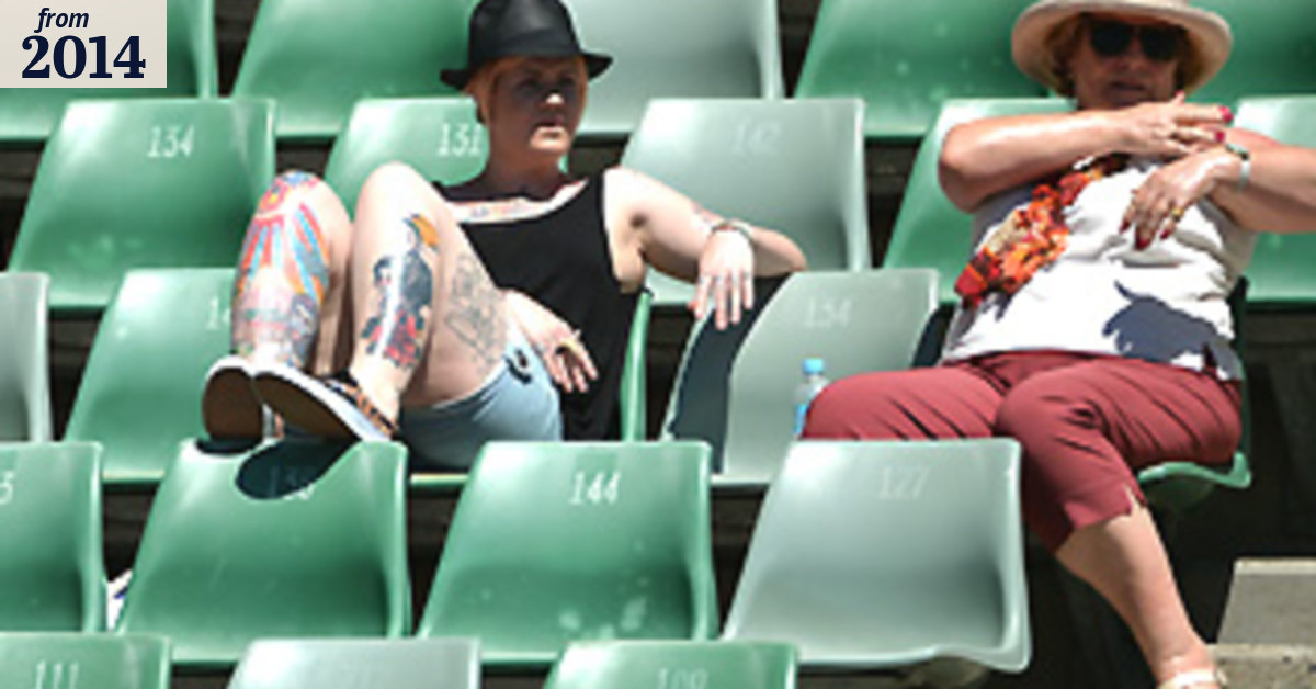 Players wilt, spectators stay
