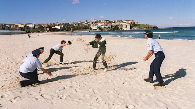 A re-enactment of the fatal police shooting of Roni Levi on Bondi Beach in 1997.