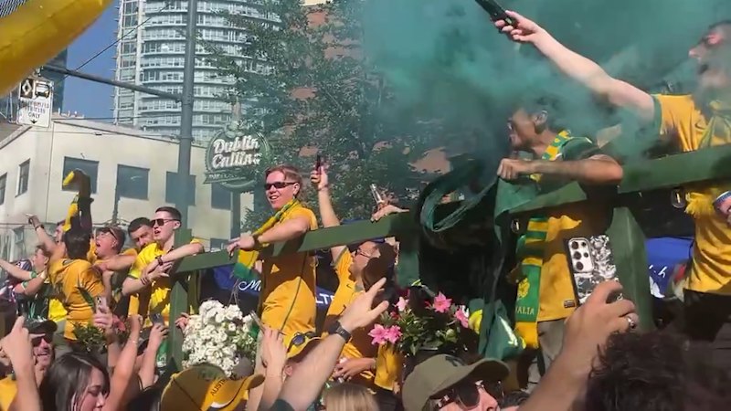 Australian fans prepare for World Cup opener