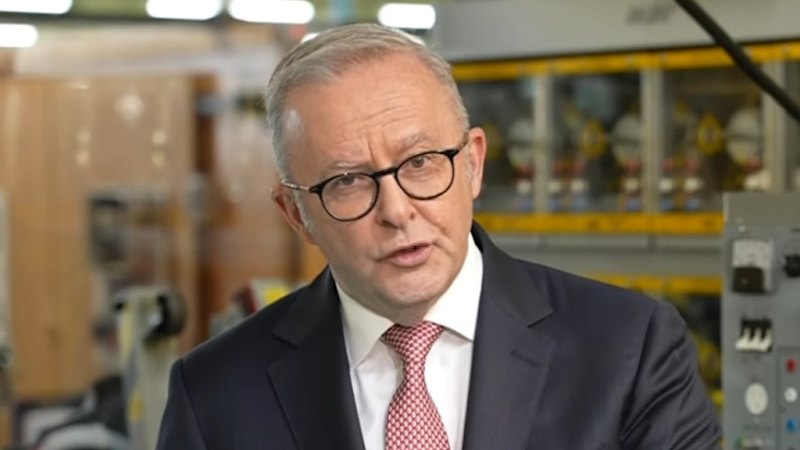 Australians safe after attack on Middle East air base