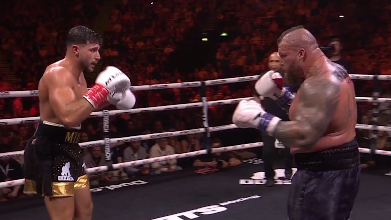 Fury fights against former world's strongest man