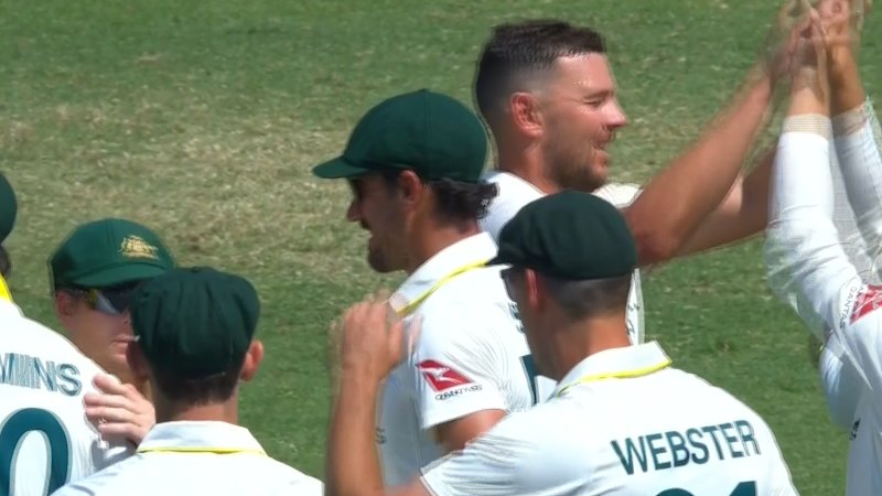Australia beats South Africa by a dominant 214 runs