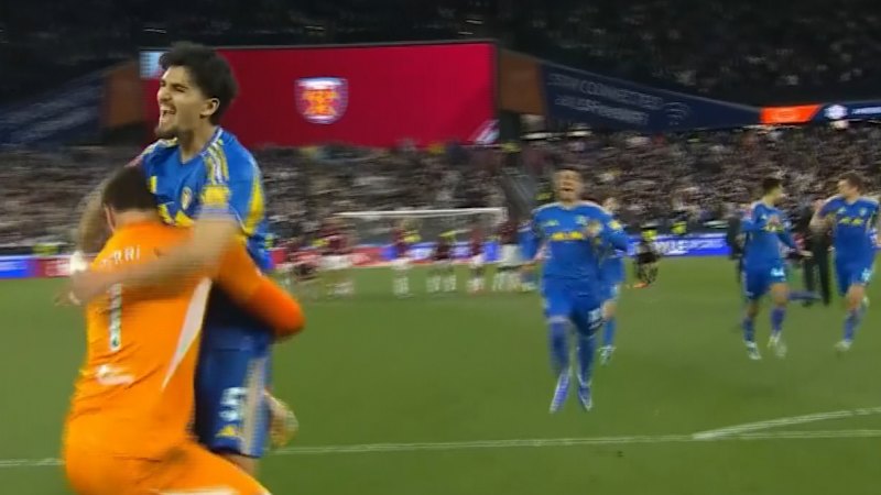 Leeds defeat West Ham for spot in FA Cup semi finals