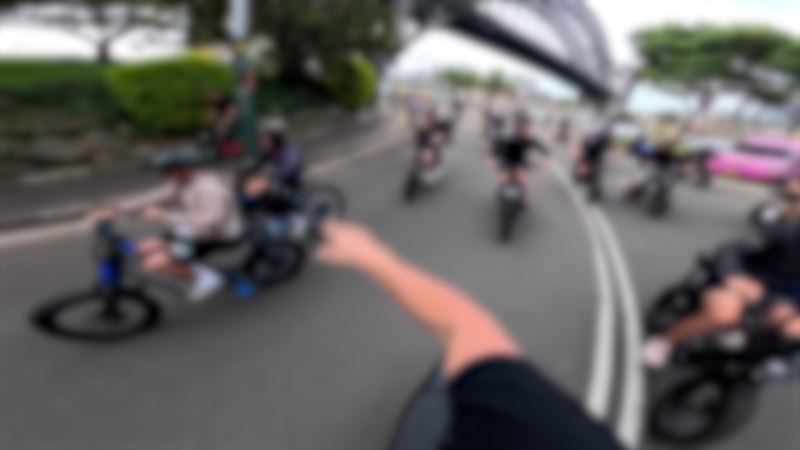 American creator leads Harbour Bridge rideout