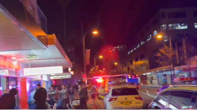 Hunt for 15-year-old continues after man fatally stabbed on Central Coast