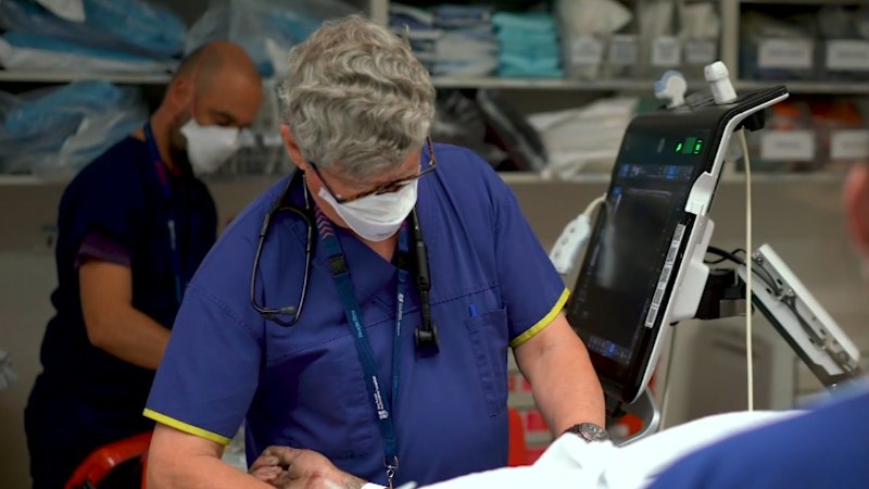 Victorian doctors warn strike action looms if pay and conditions not improved