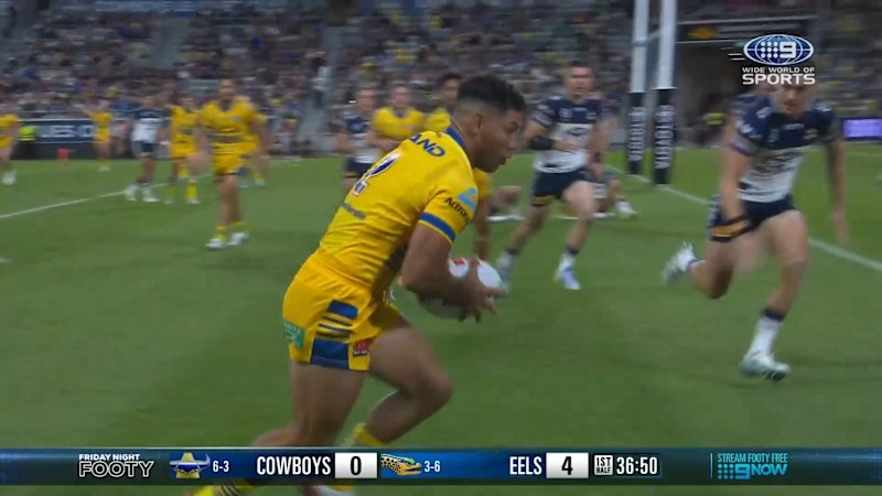 Loose ball, quick hands put Parra over