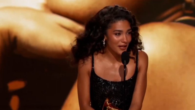 Olivia Dean speaks out about immigrants in Grammy speech