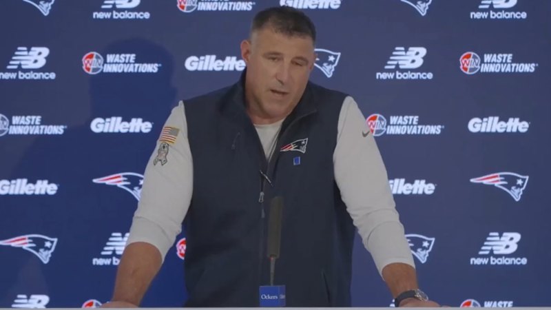 NFL coach addresses photo scandal