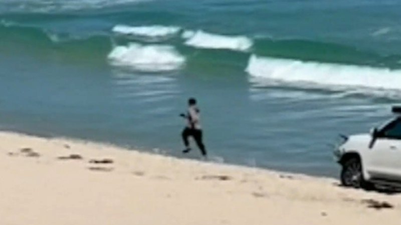 Police dascham shows pursuit through Perth
