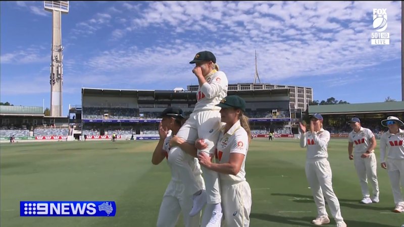 Healy ends her career in style