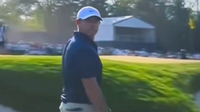 McIlroy loses it at fan during PGA Championship