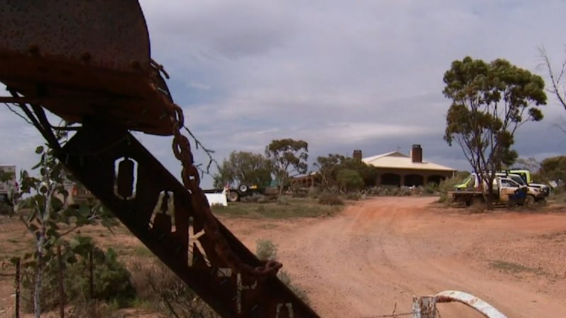 SA Police inspect outhouse in search for Gus Lamont