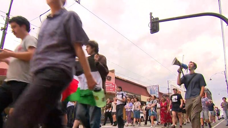 Police granted extra powers ahead of Israeli President's Melbourne visit