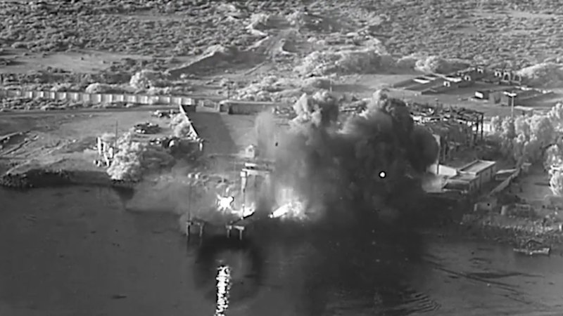 US reinstates Iranian naval blockade