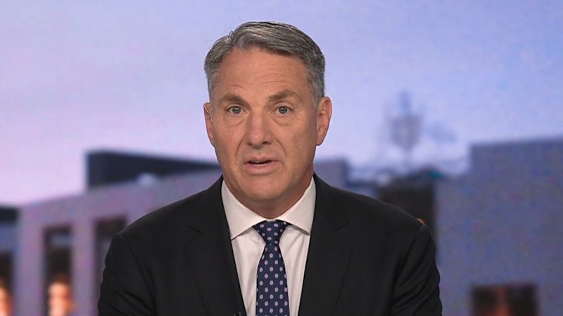 Government drawing up contingency plans for stranded Australians