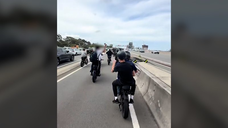 E-bike and motorcycle riders descend on Harbour Bridge