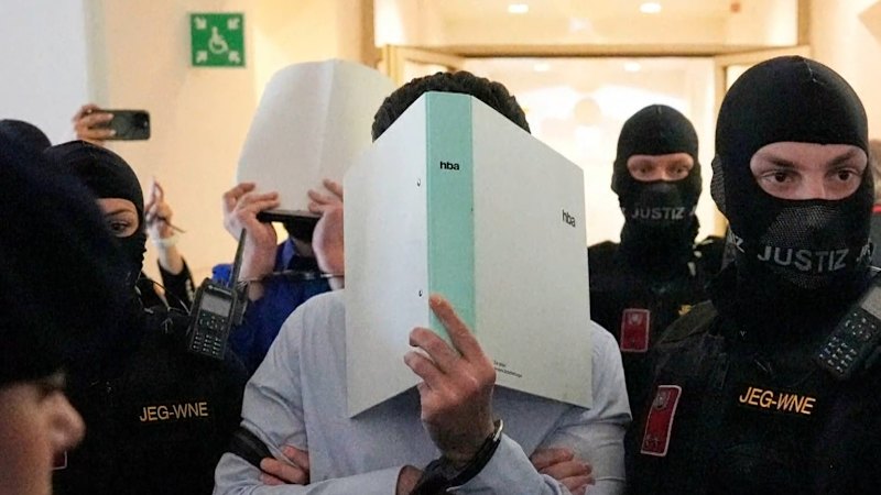 Man admits to Taylor  Swift attack plot