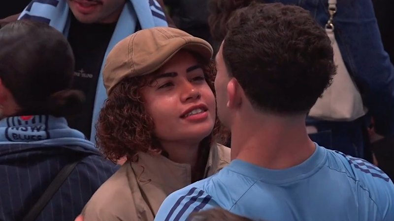 Mary Fowler consoles Nathan Cleary after State of Origin loss
