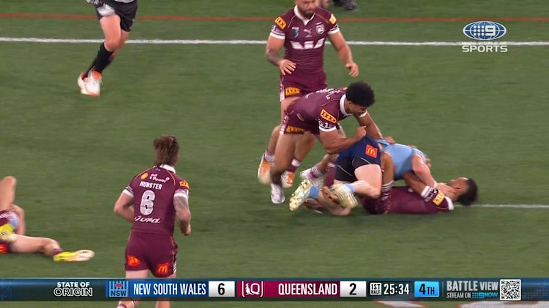 Maroons rush in after Walker high shot