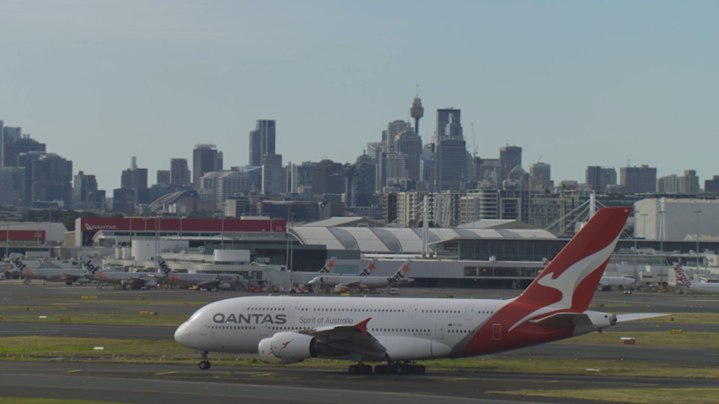 Qantas may send up to 1000 jobs offshore