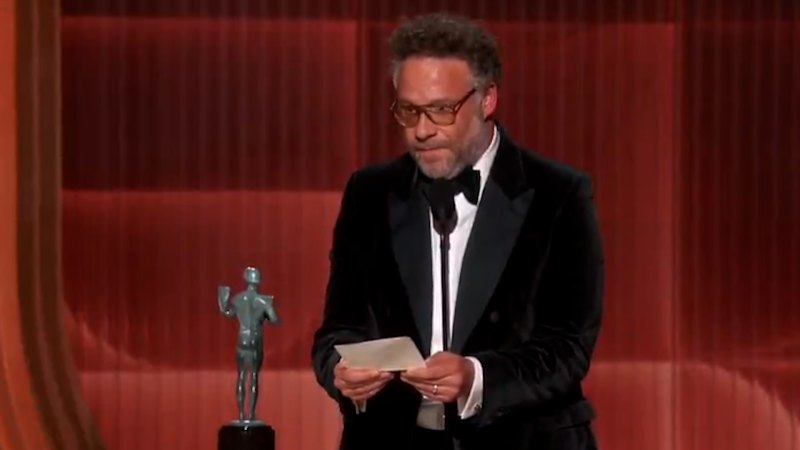 Seth Rogen accepts award for Catherine O'Hara