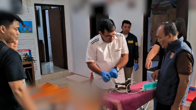 Australian man and two children found dead in Bali
