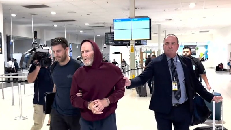Former rugby league player extradited to Melbourne over 1994 robbery