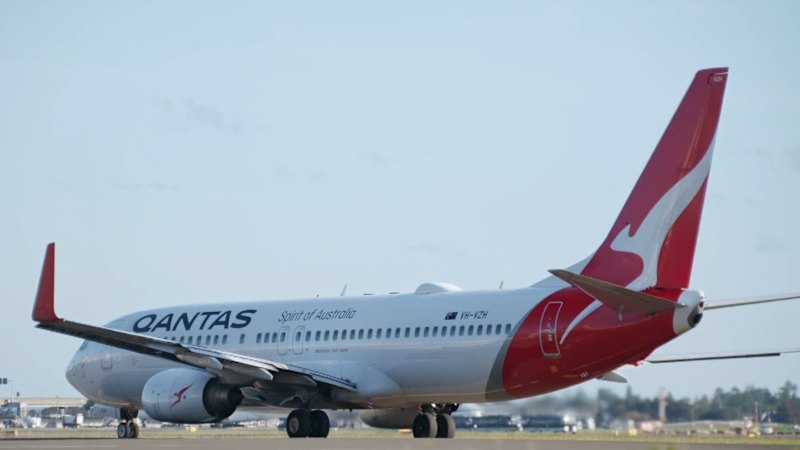 Qantas slashes domestic flights amid fuel crisis