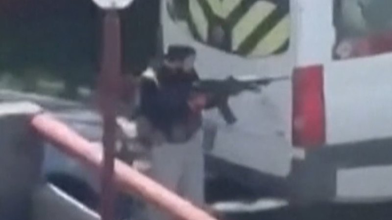 Gun battle outside Israeli consulate in Turkey