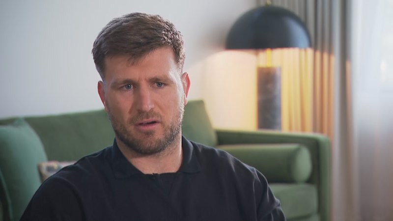Arrow opens up on his medical diagnosis