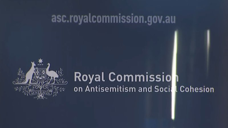 Day two of antisemitism royal commission under way