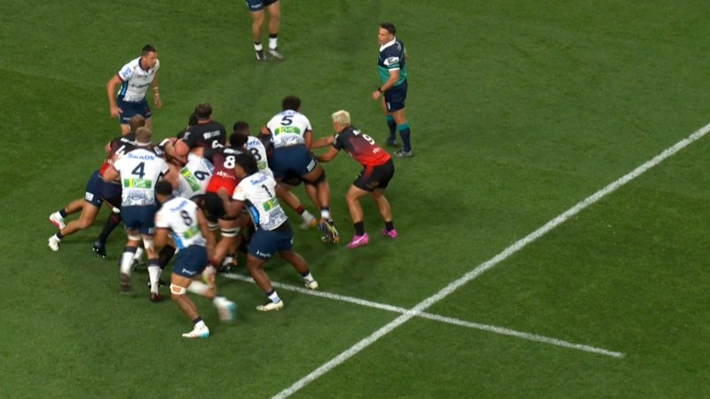 McLeod christens new Christchurch stadium