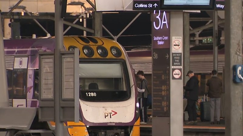 Regional Victorian trains slowly resume after major network outage